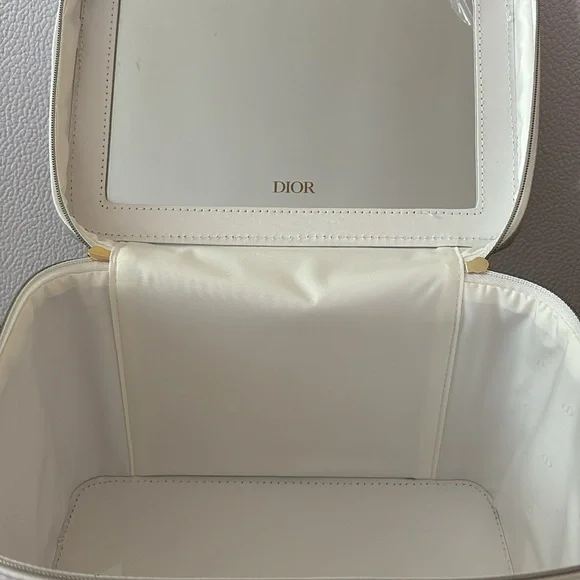 Dior White Vanity Case with Gold Logo - Picture 10 of 13